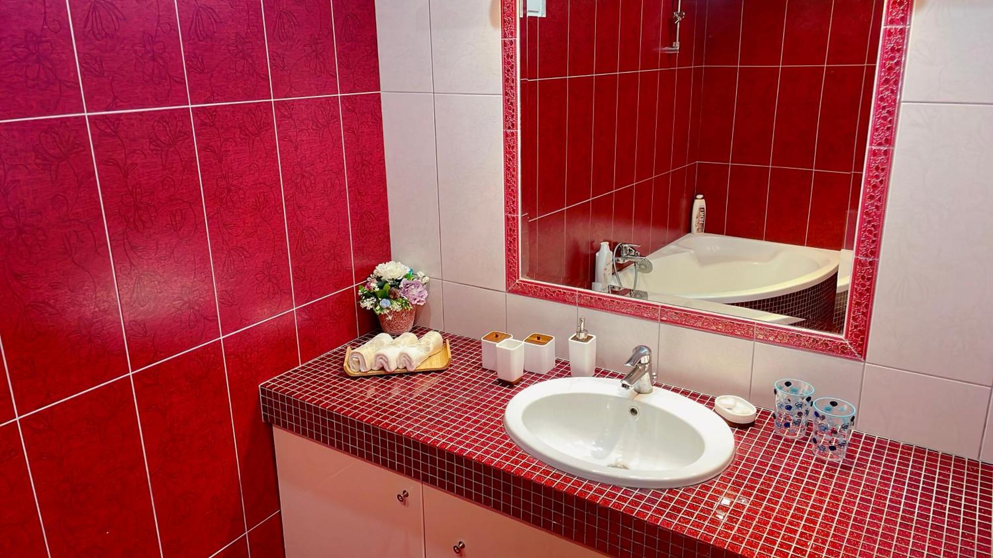 Apartment Garden House Nea Karvali